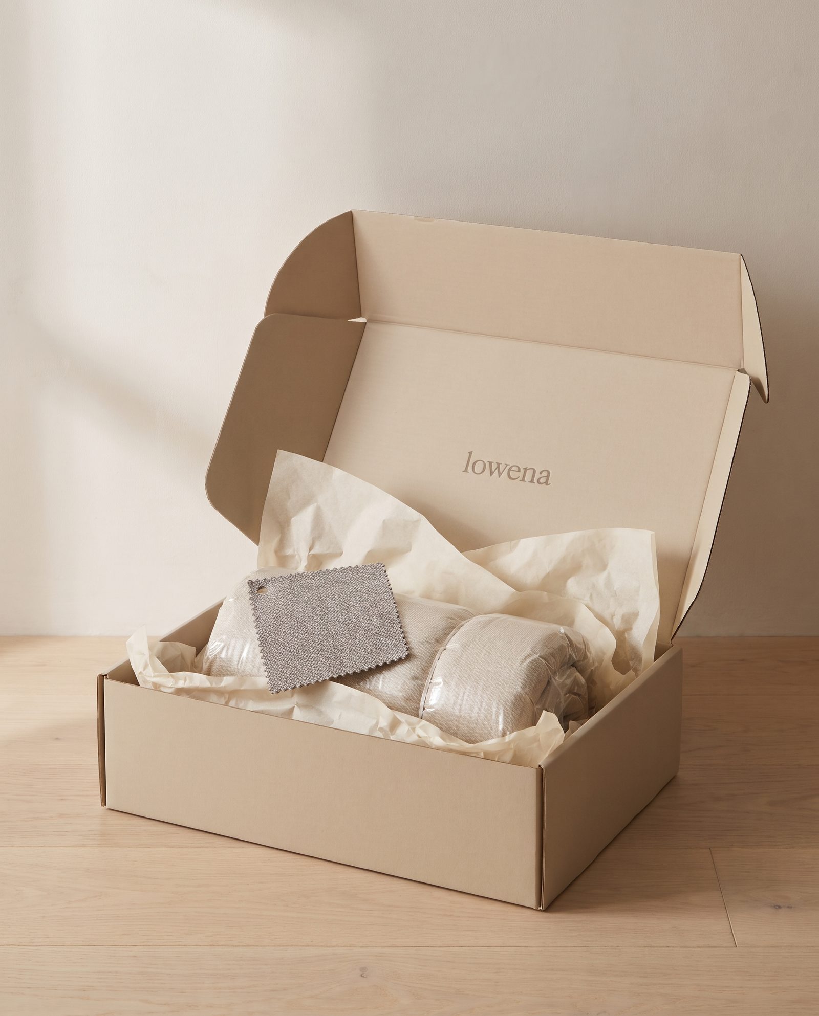 Lowena packaging